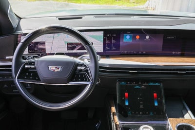 2025 Cadillac Escalade ESV Premium Luxury Platinum