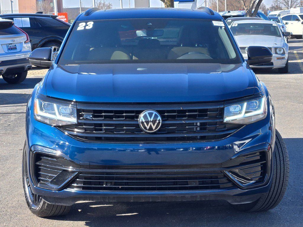 2023 Volkswagen Atlas Cross Sport 2.0T SEL R-Line