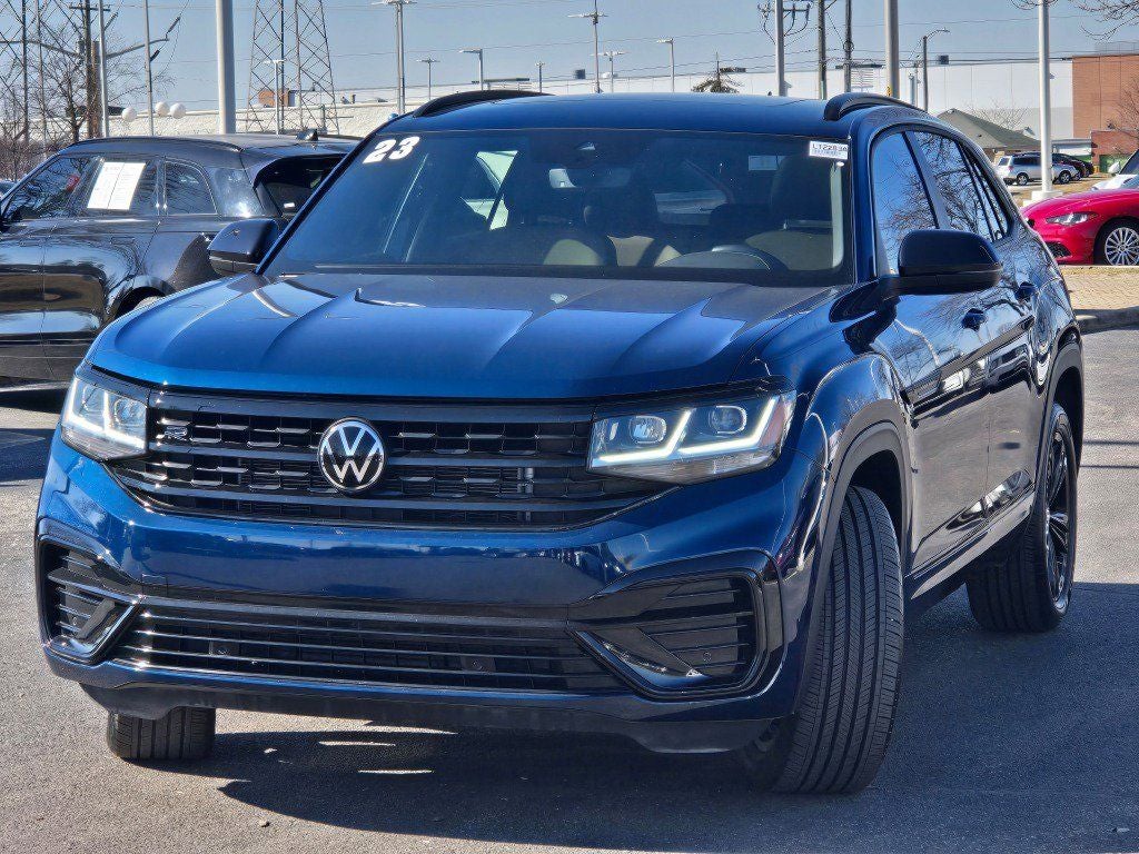 2023 Volkswagen Atlas Cross Sport 2.0T SEL R-Line
