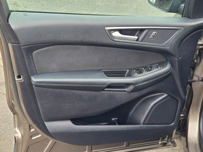 2019 Ford Edge SE