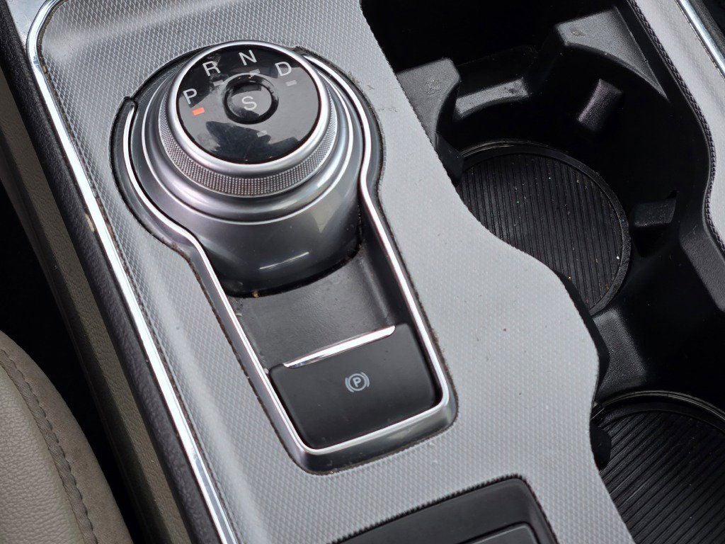 2021 Ford Edge Titanium