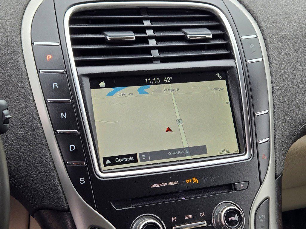 2019 Lincoln Nautilus Select