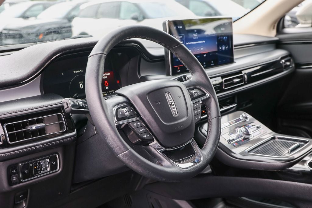 2023 Lincoln Nautilus Standard