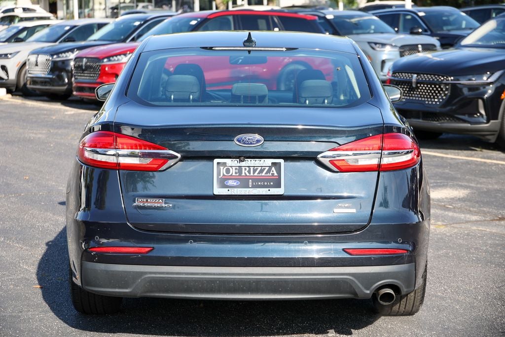 2020 Ford Fusion SE