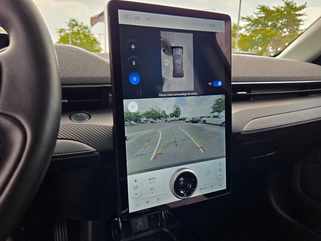 2022 Ford Mustang Mach-E Premium