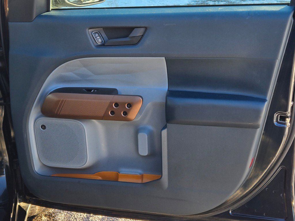 2022 Ford Maverick Lariat