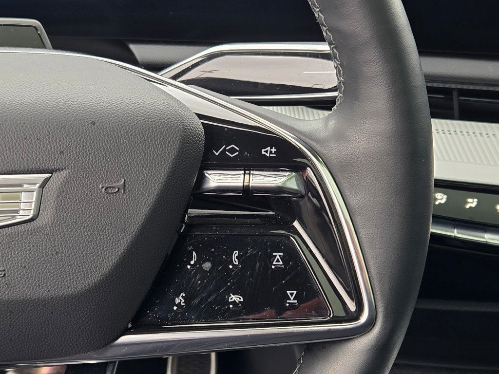 2025 Cadillac OPTIQ Luxury