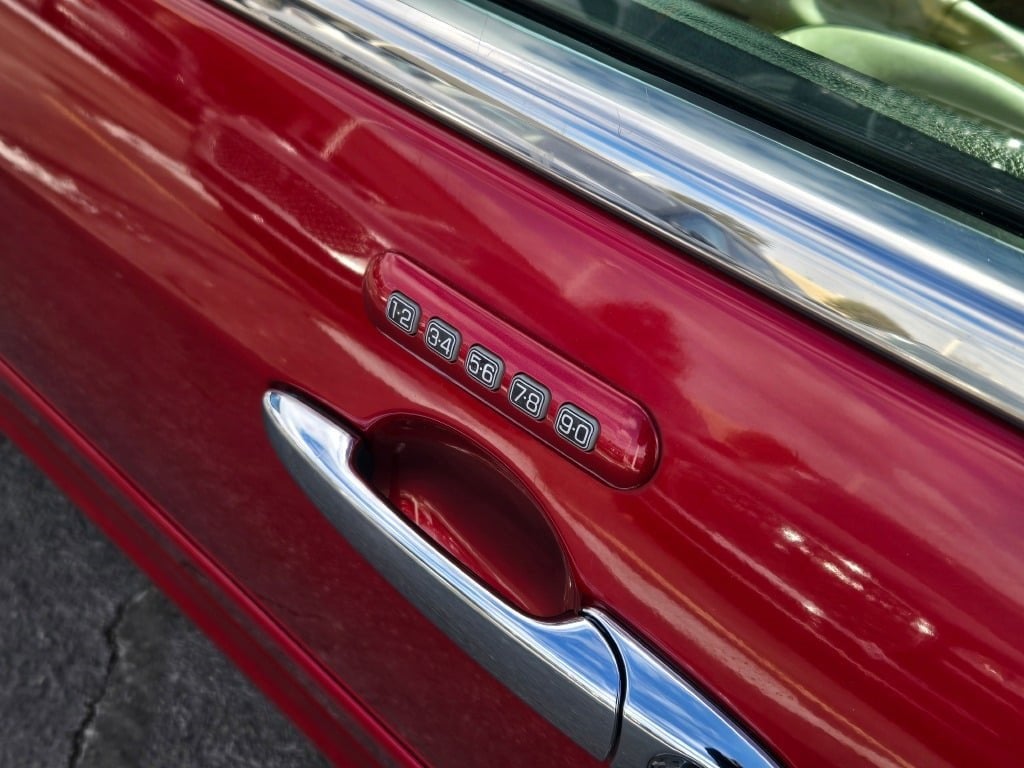 2010 Lincoln MKZ Base