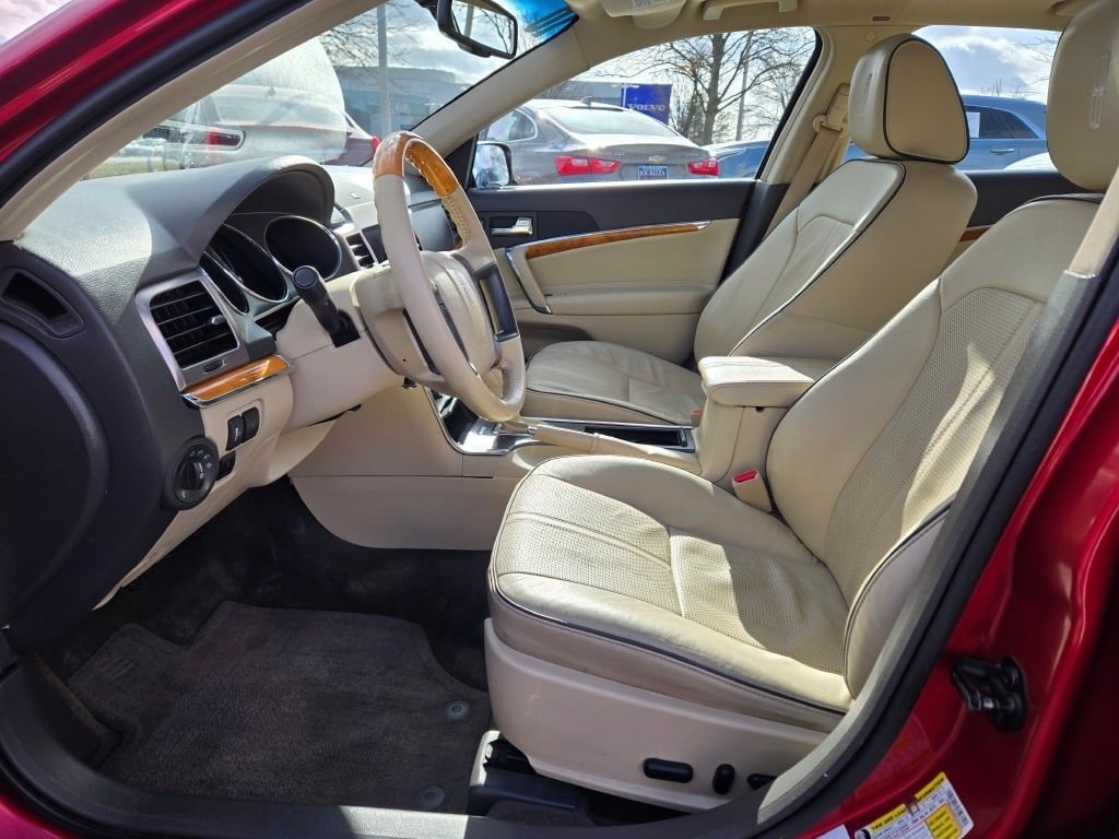 2010 Lincoln MKZ Base