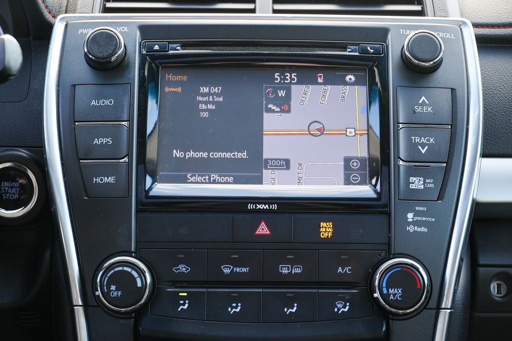 2017 Toyota Camry SE