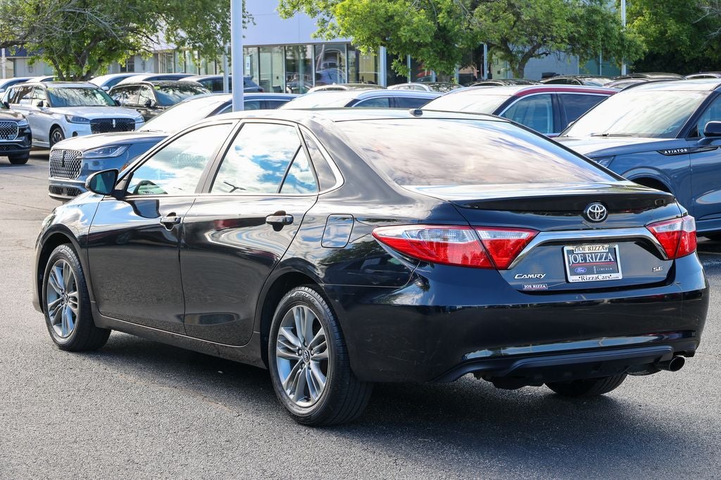 2017 Toyota Camry SE