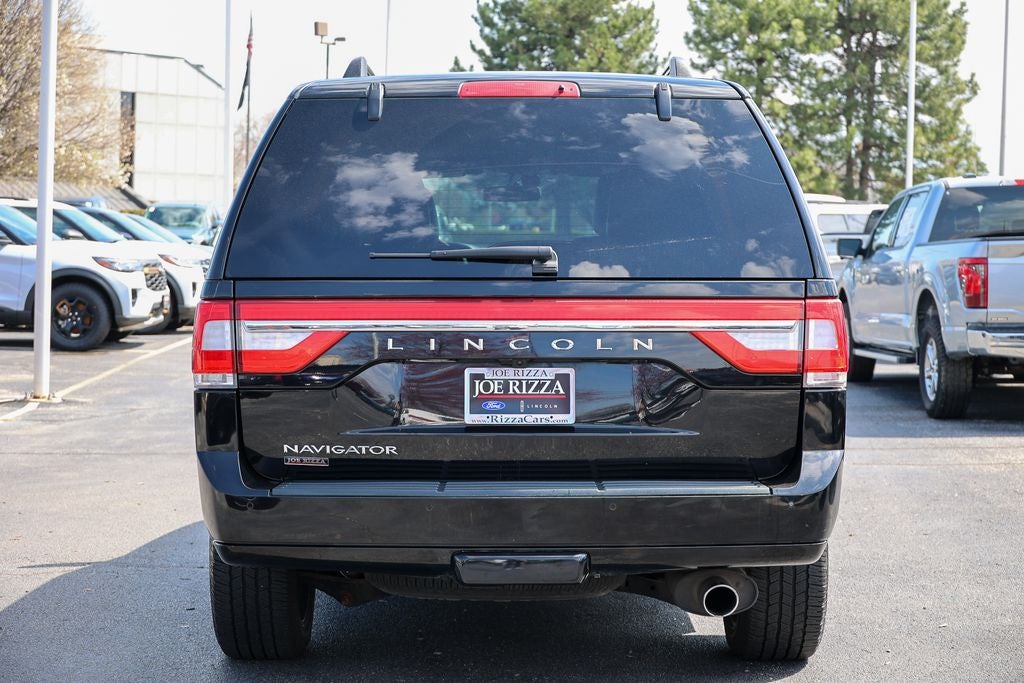 2017 Lincoln Navigator Select