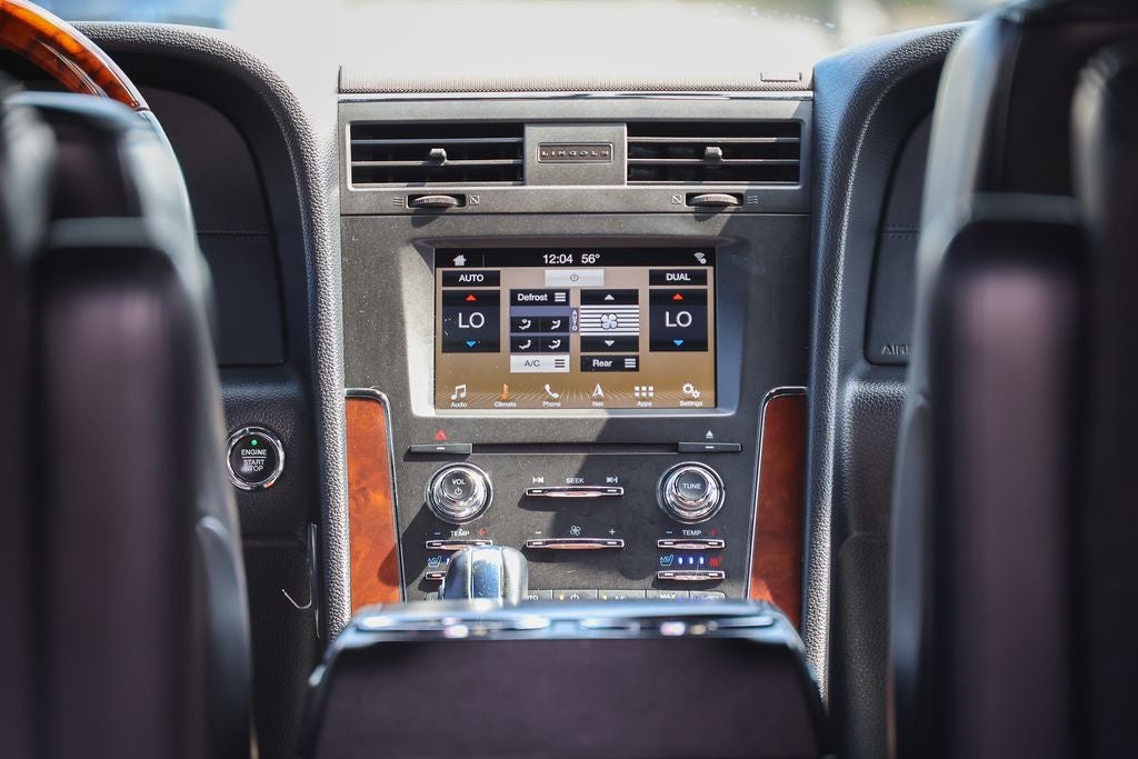 2017 Lincoln Navigator Select