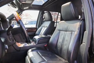 2017 Lincoln Navigator Select