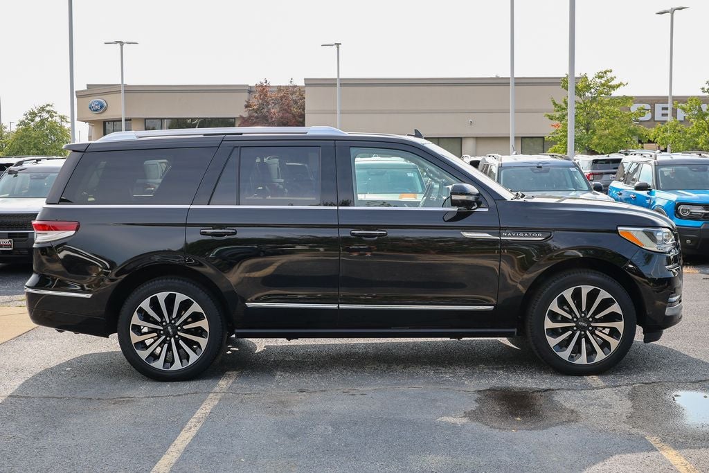 2022 Lincoln Navigator Reserve