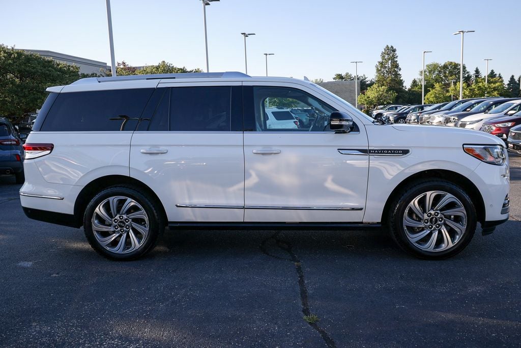 2022 Lincoln Navigator Reserve