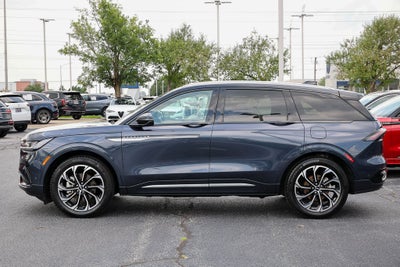 2024 Lincoln Nautilus Reserve