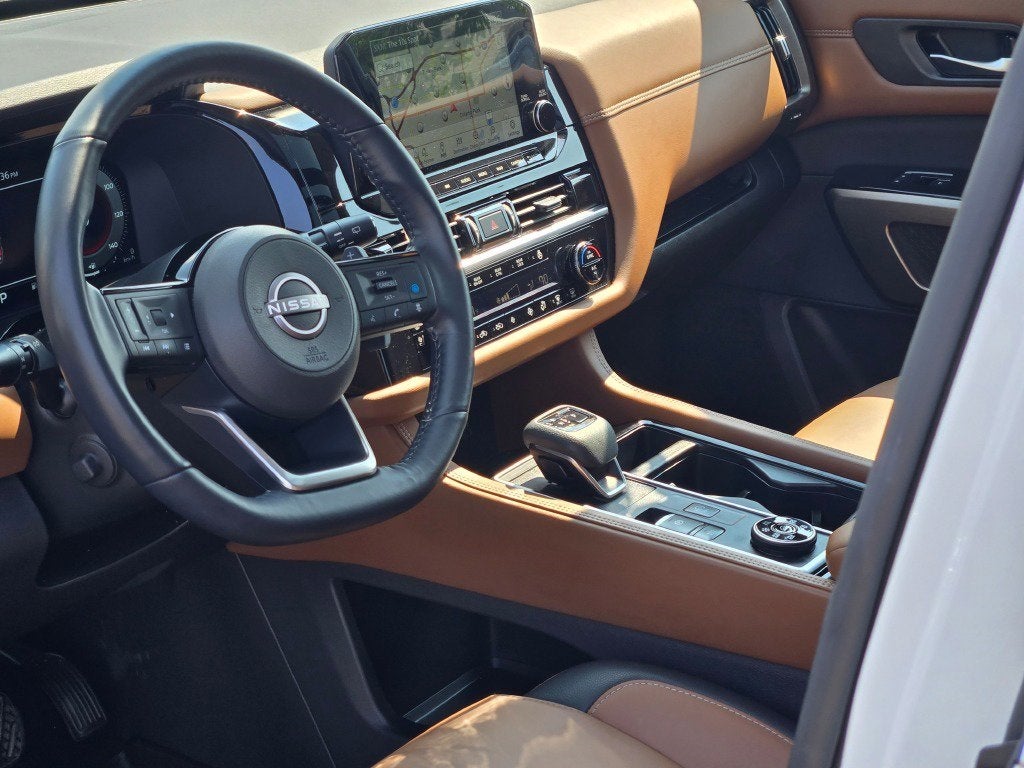 2024 Nissan Pathfinder Platinum