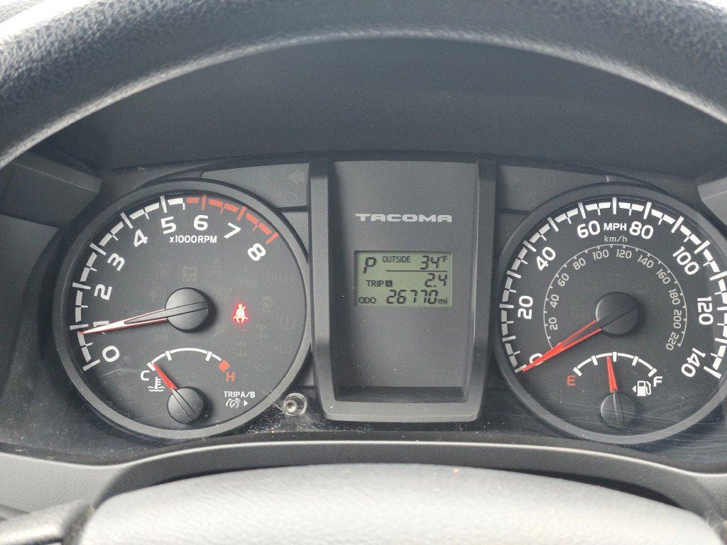 2016 Toyota Tacoma SR