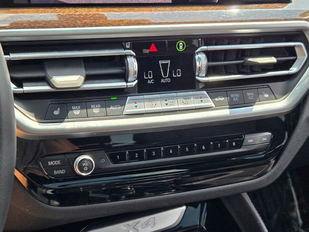 2022 BMW X4 xDrive30i