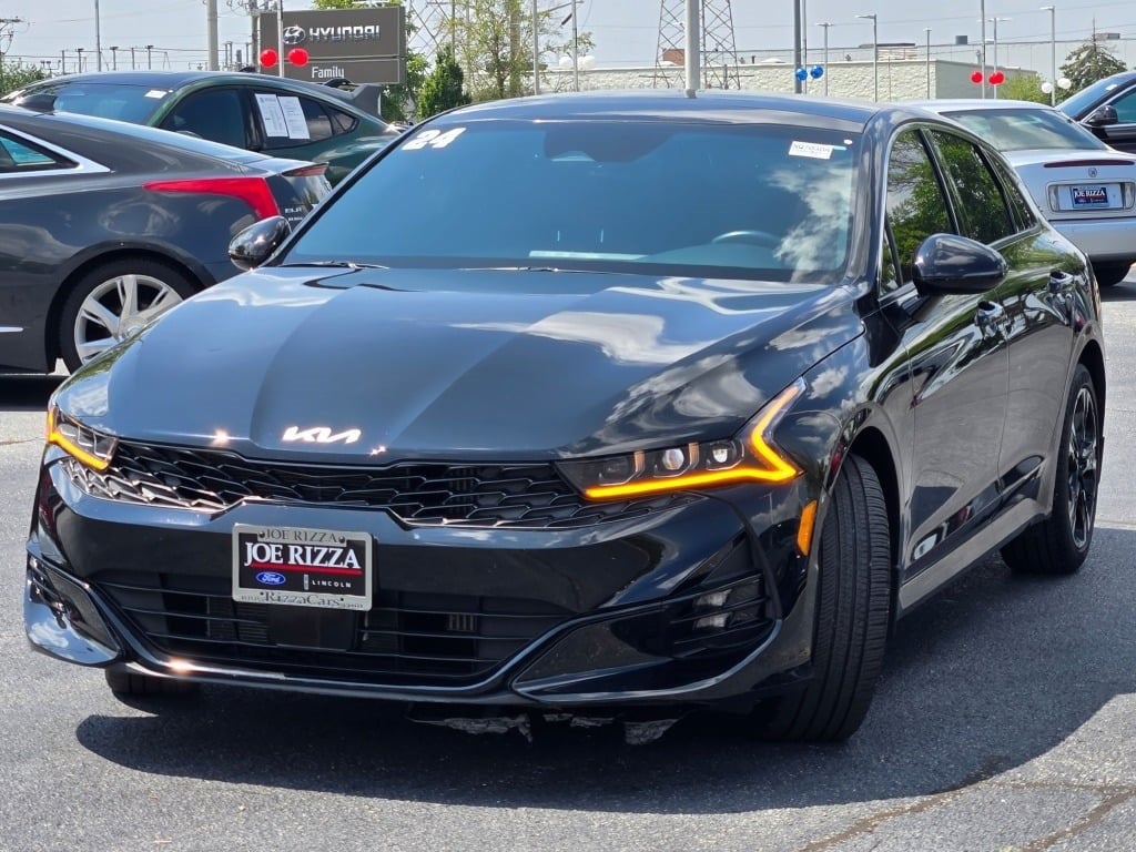 2024 Kia K5 GT-Line