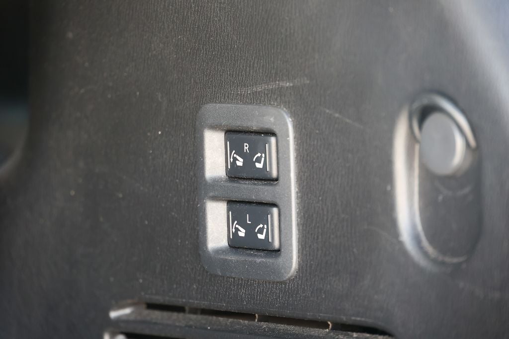 2011 INFINITI QX56 Base