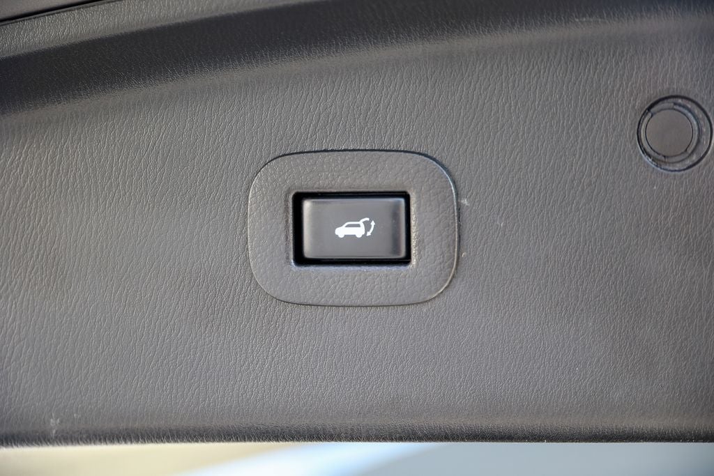 2011 INFINITI QX56 Base