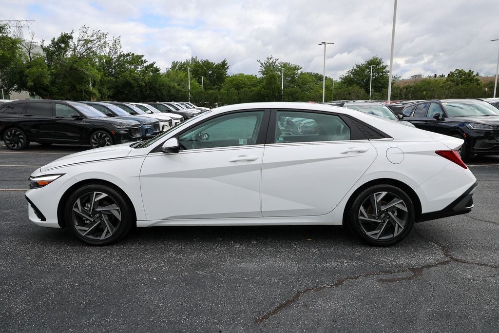 2024 Hyundai Elantra Hybrid Limited