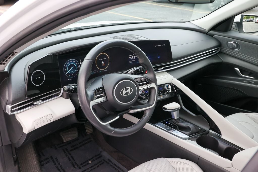 2024 Hyundai Elantra Hybrid Limited