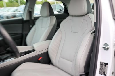 2024 Hyundai Elantra Hybrid Limited