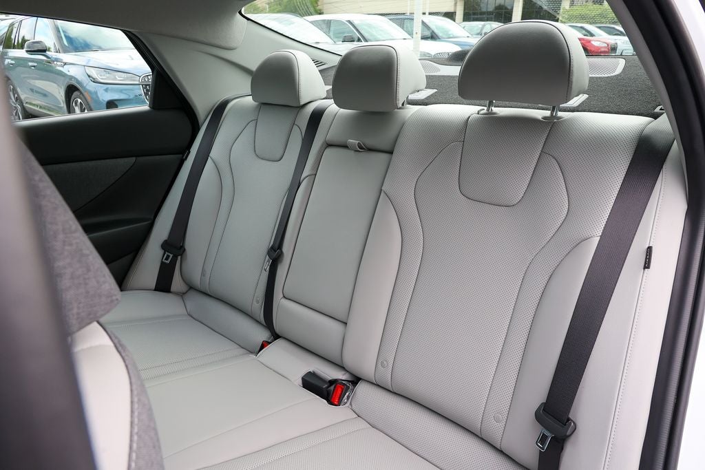 2024 Hyundai Elantra Hybrid Limited