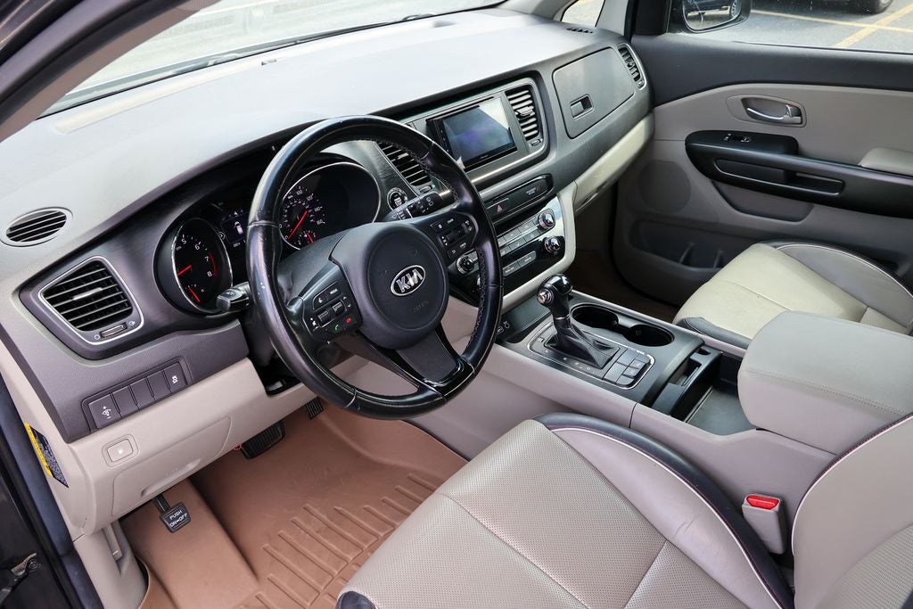 2016 Kia Sedona LX