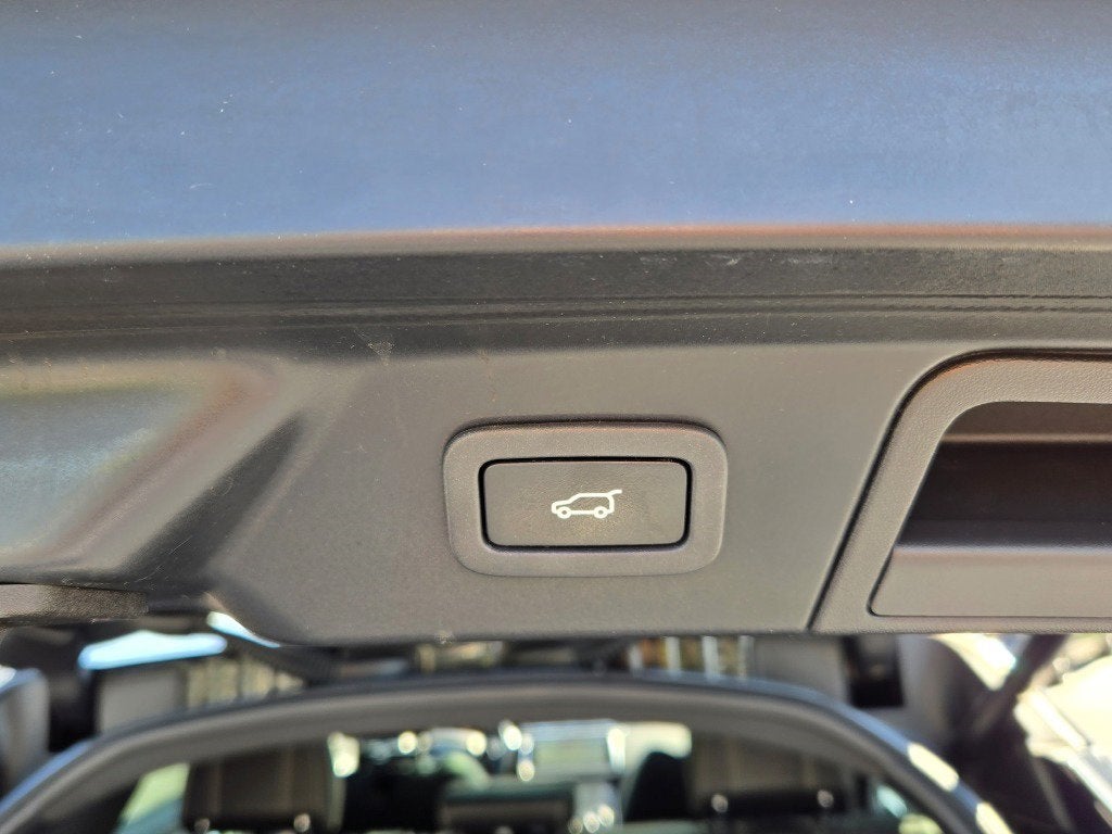 2018 Land Rover Range Rover Velar SE R-Dynamic