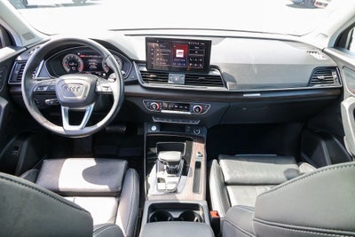 2024 Audi Q5 45 S line Premium quattro