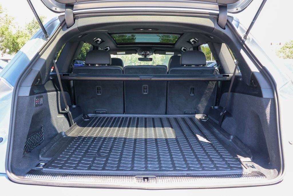 2023 Audi Q7 55 Premium Plus quattro