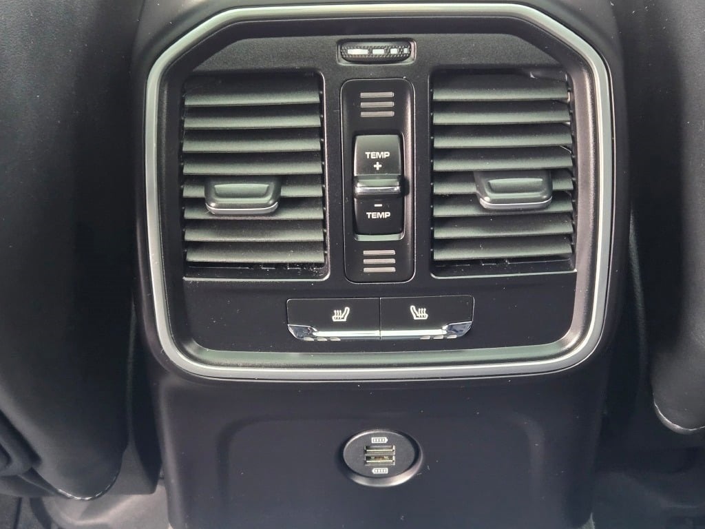 2018 Porsche Macan Base