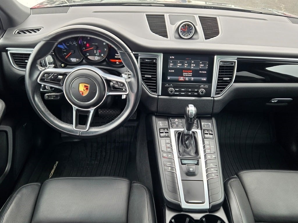 2018 Porsche Macan Base