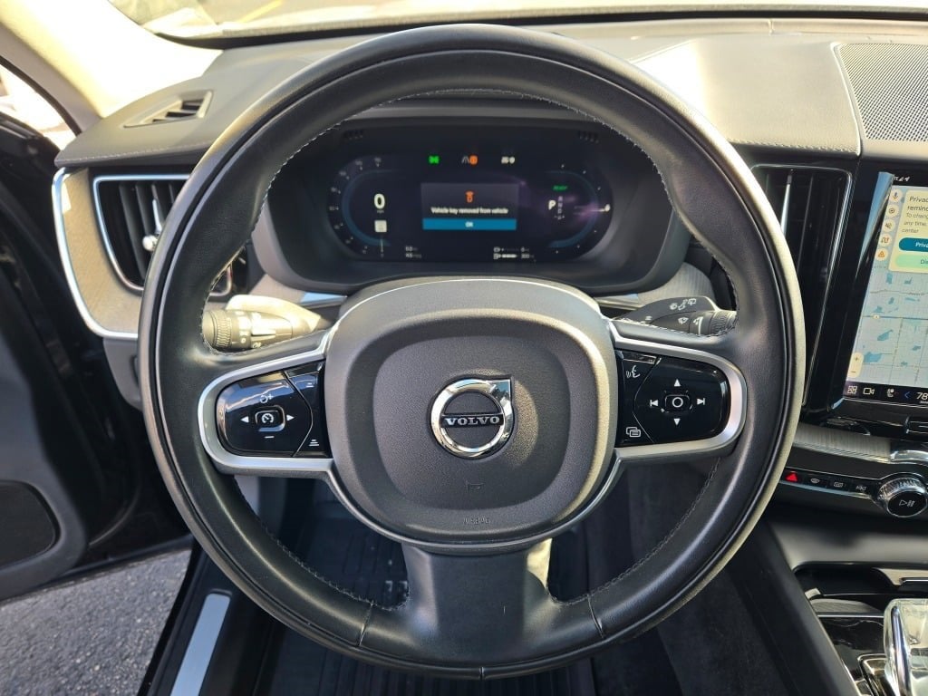 2022 Volvo XC60 Recharge Plug-In Hybrid T8 Inscription