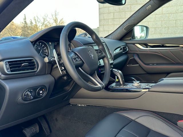 2024 Maserati Levante Modena