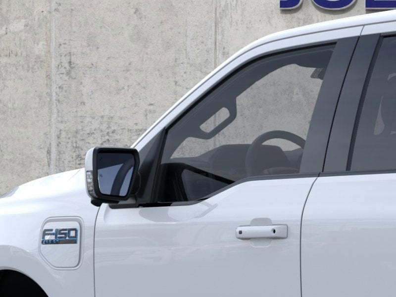 2025 Ford F-150 Lightning Lariat®