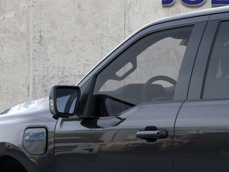 2025 Ford F-150 Lightning Lariat®