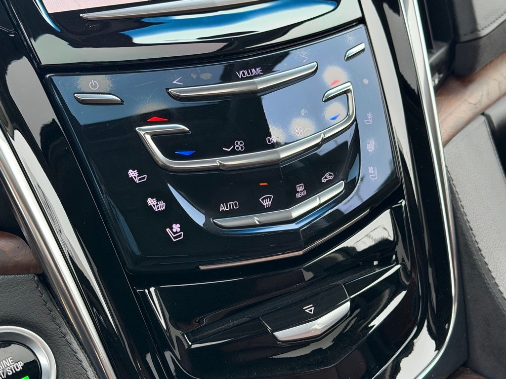 2015 Cadillac Escalade Luxury