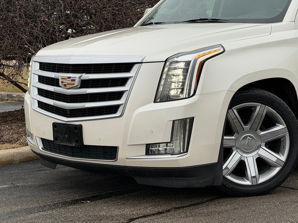 2015 Cadillac Escalade Luxury