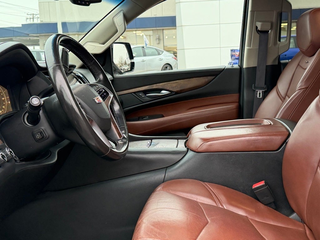 2015 Cadillac Escalade Luxury