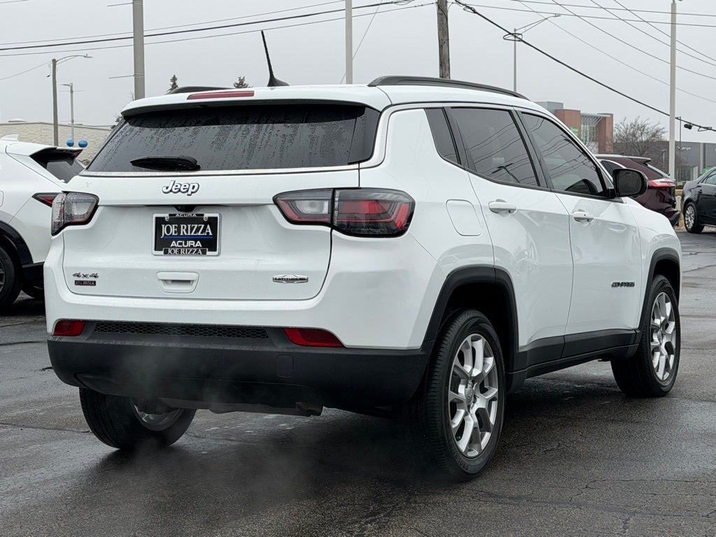 2022 Jeep Compass Latitude Lux