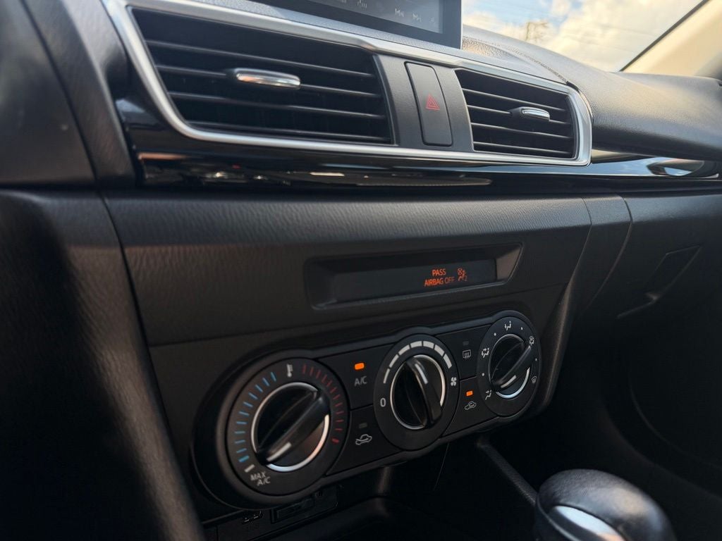 2016 Mazda Mazda3 i Touring