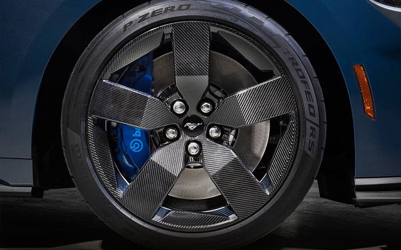 Ford Mustang Dark Horse Wheel