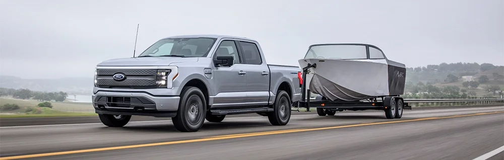 Ford F-150 Lightning Towing
